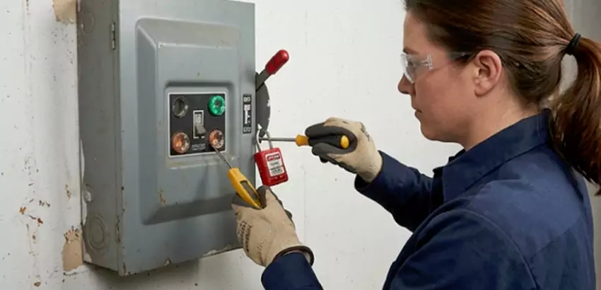 Motion Sensor Light Switch Replacement in Smyrna